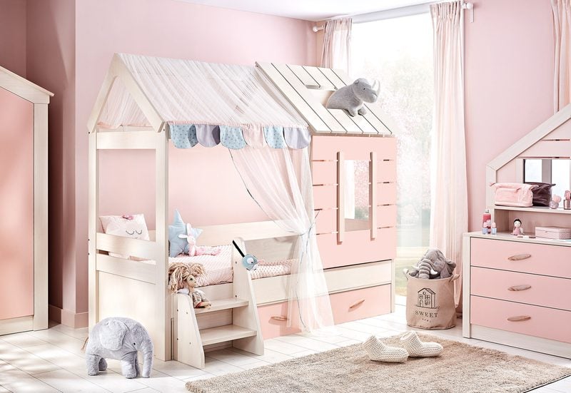 Pink House kids room