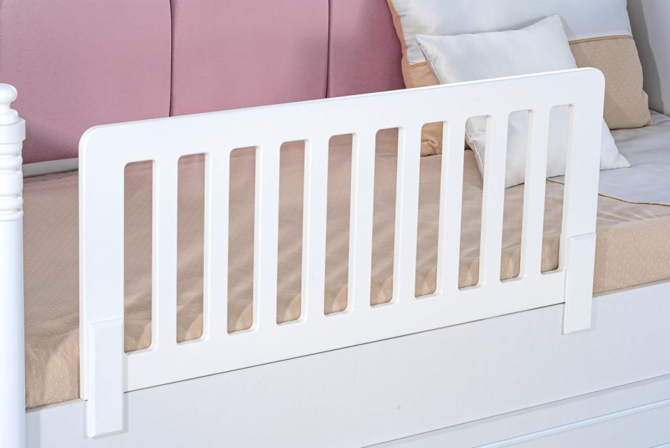 Nil Day Bed's Safety Bar