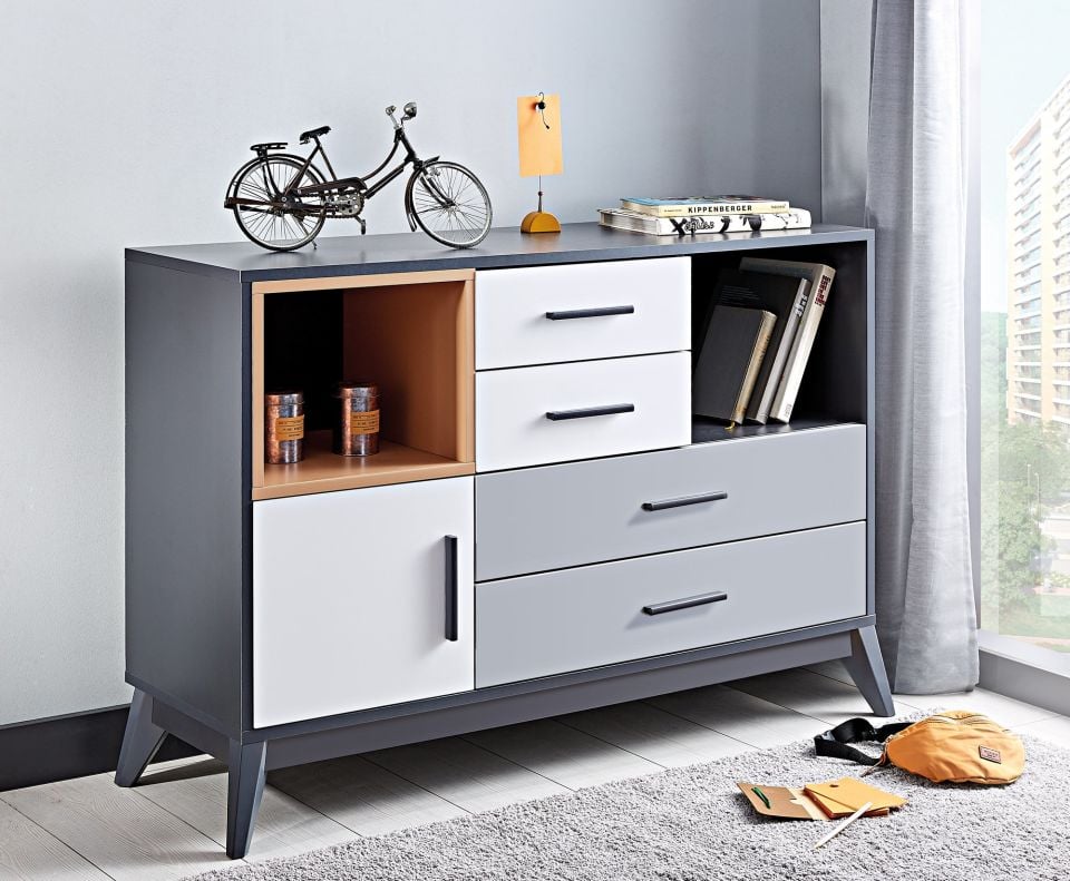 Breda Dresser