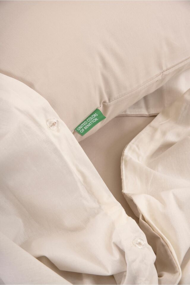 Benetton Nevresim Takımı Bej