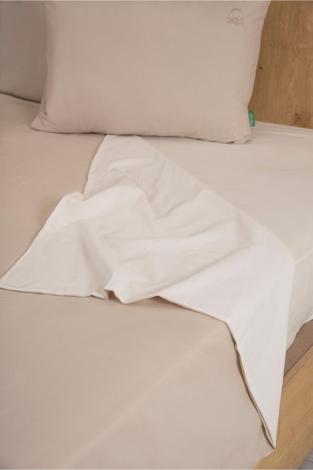 Benetton Nevresim Takımı Bej