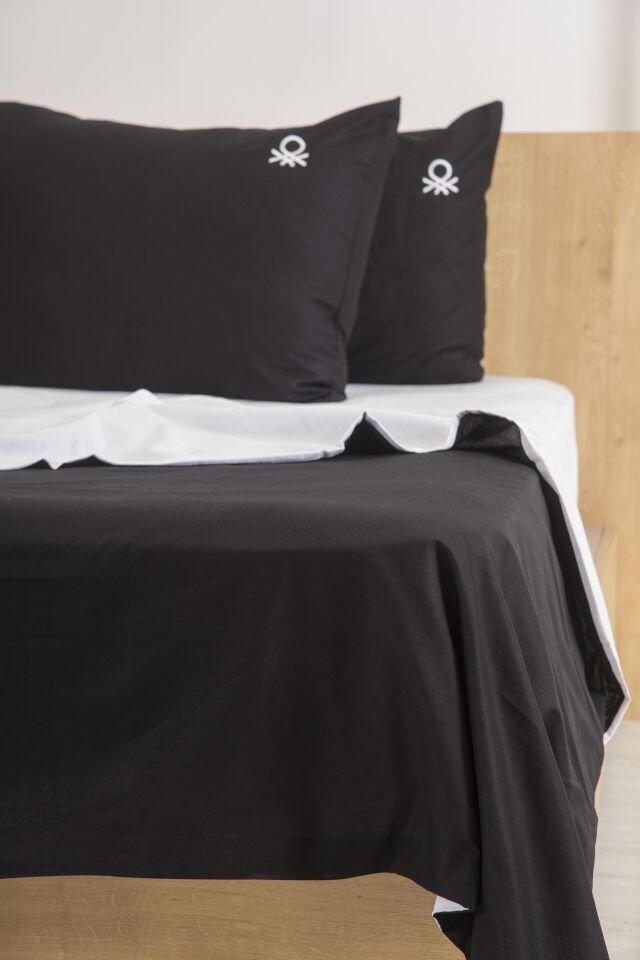 Benetton Nevresim Takımı Siyah