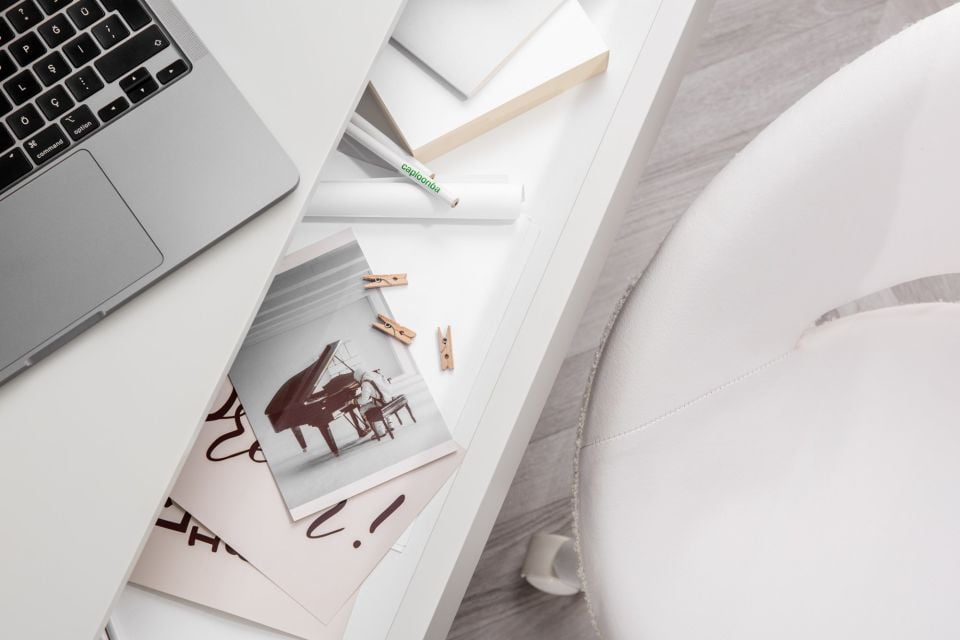 Effie Study Desk