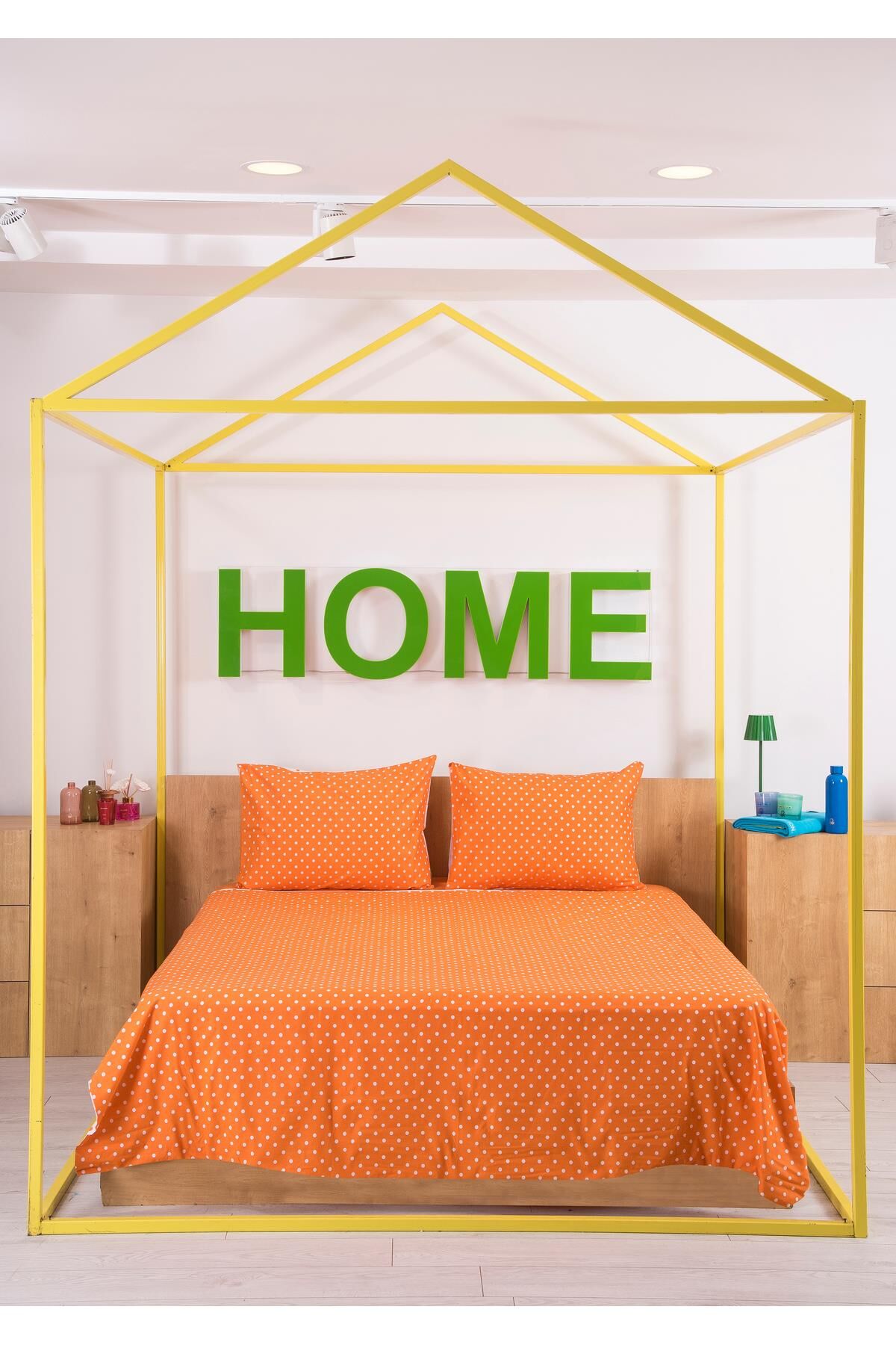 Benetton Nevresim Takımı Turuncu Puantiyeli