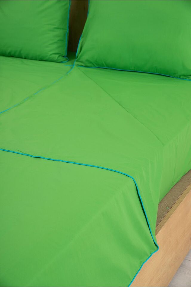 Benetton Nevresim Takımı Yeşil Biyeli