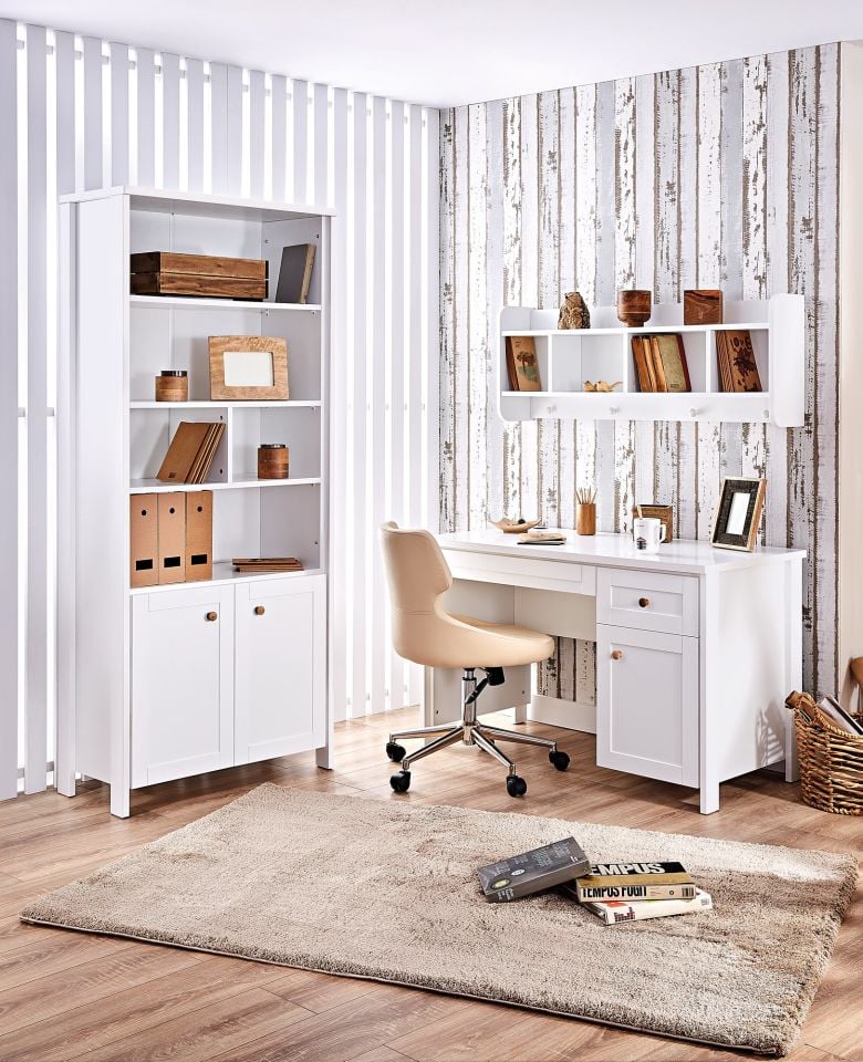 Oslo  Bookshelf