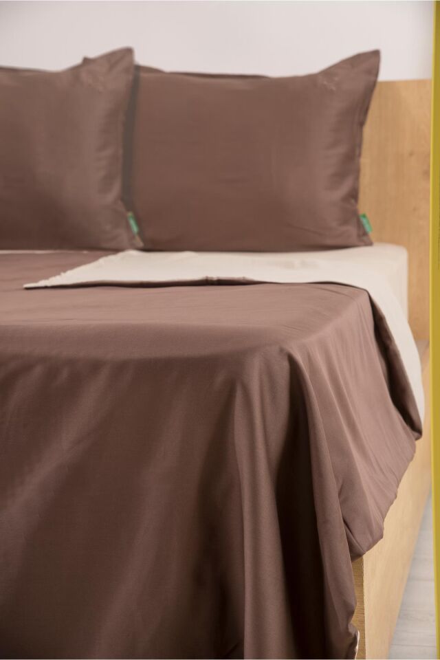 Benetton Nevresim Takımı Kahve