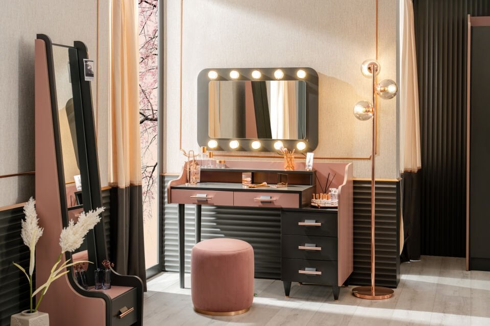Valencia Decoration Unit