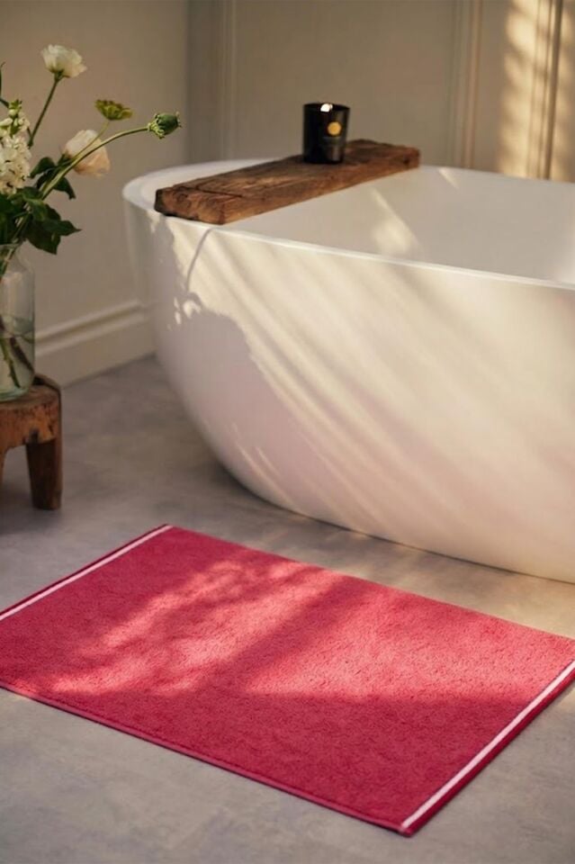 Benetton Bathroom Mat Pink