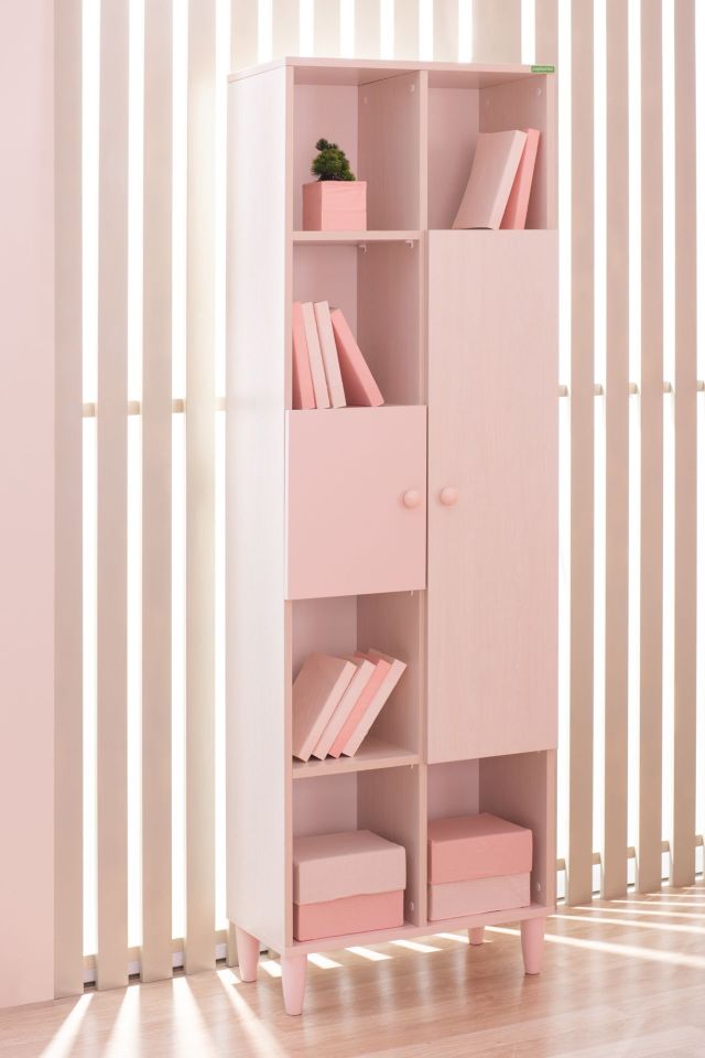 Pollina Bookshelf