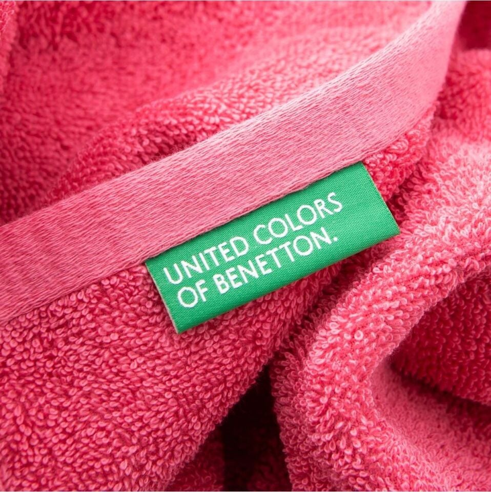 Benetton Pink Bath Towel