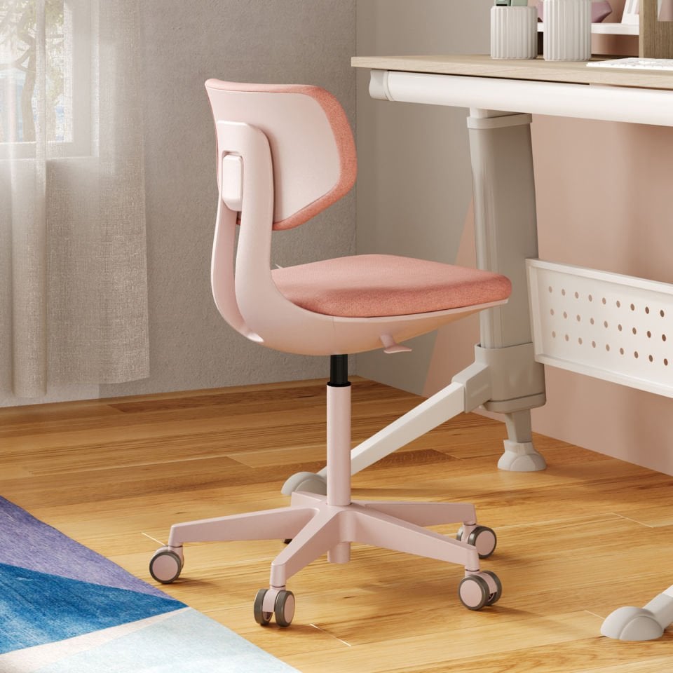 Luna Pink Chair