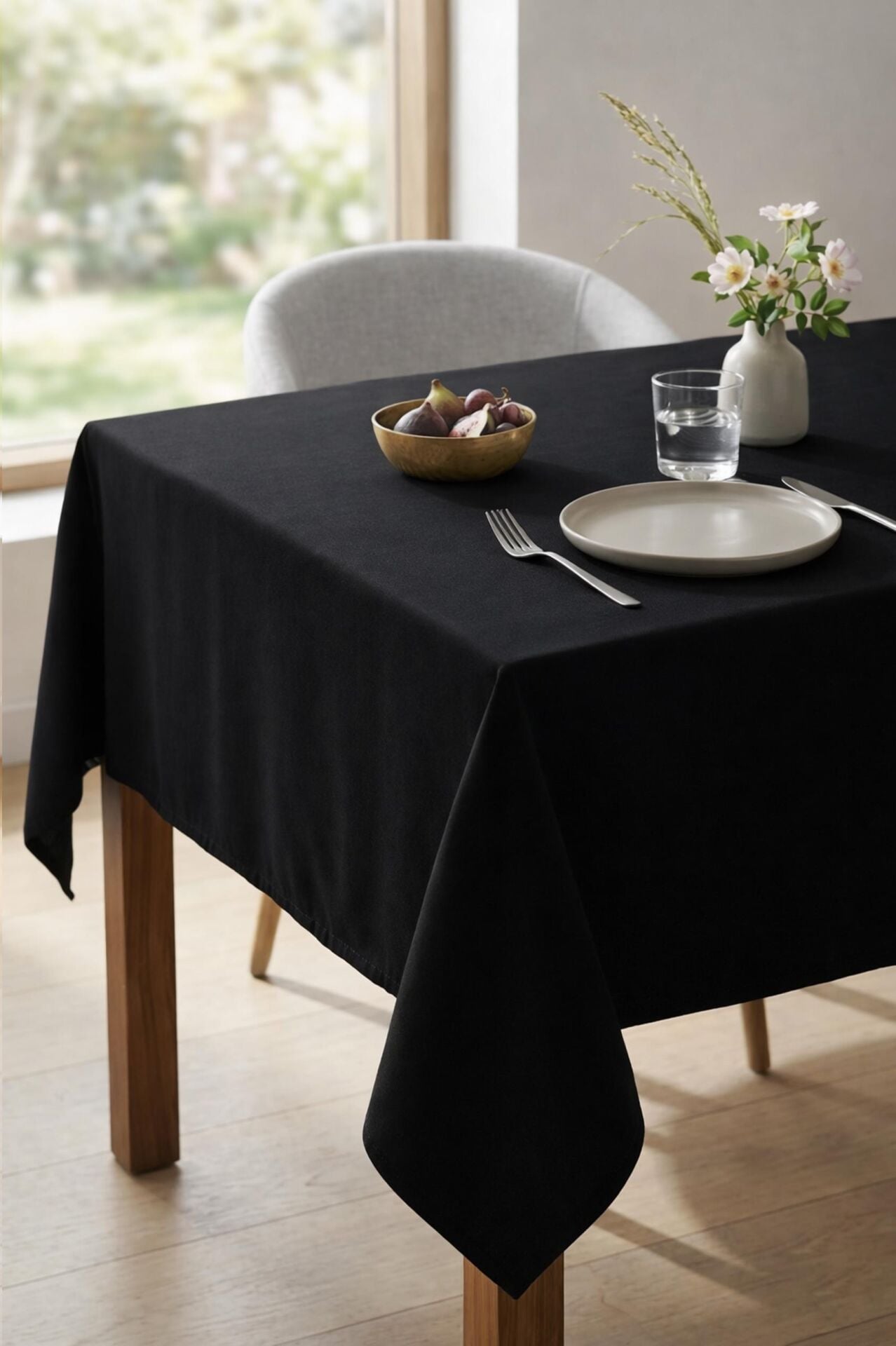Benetton Masa Örtüsü Siyah