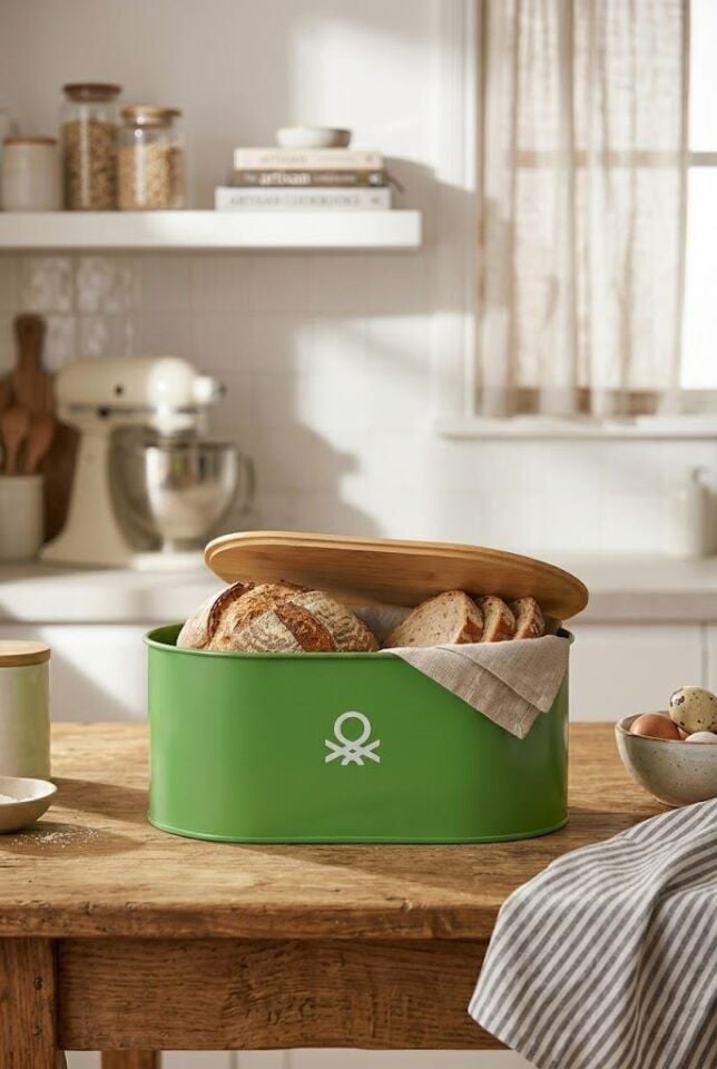 Metal Bread Box with Wooden Lid, Green
