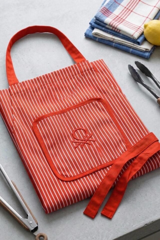 Benetton Mutfak Önlüğü Çizgili Kırmızı