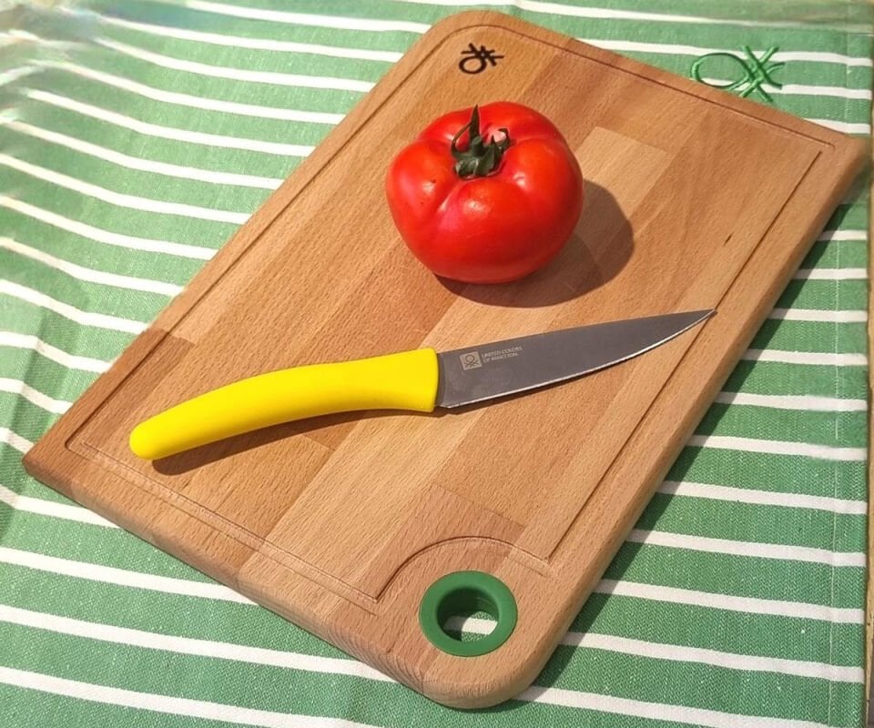 Wooden Cutting Board 22x33cm Green