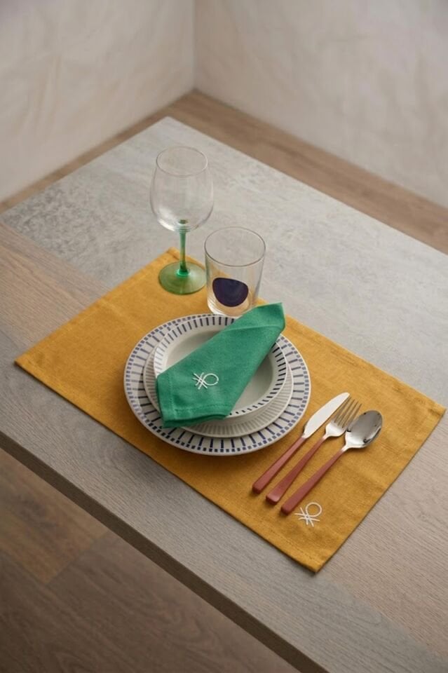 American Placemat Set of 4, Yellow, 33x50cm