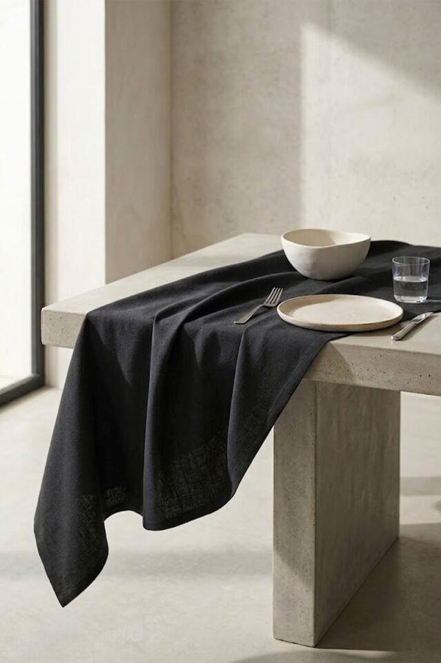 Runner 40x140cm Black