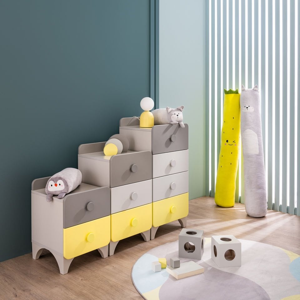 Minia Dresser